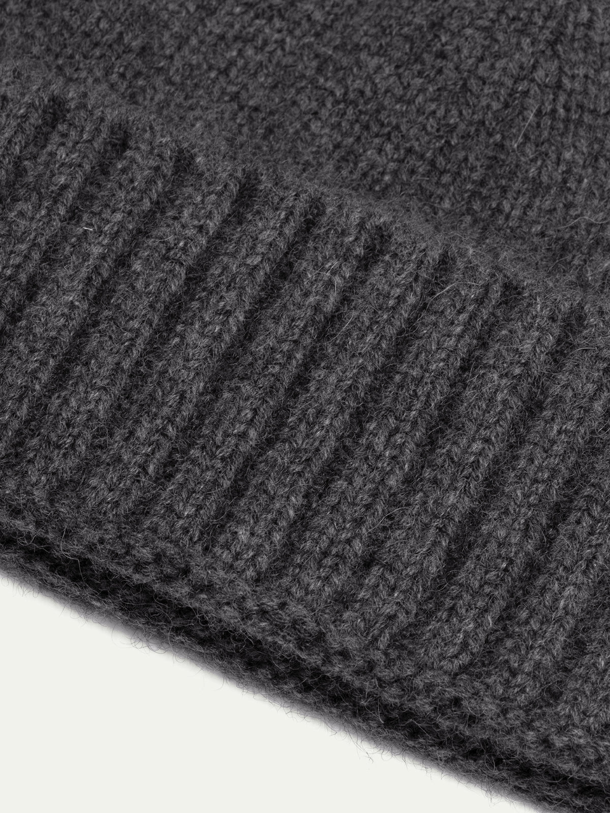 Ace Beanie - Dark Grey